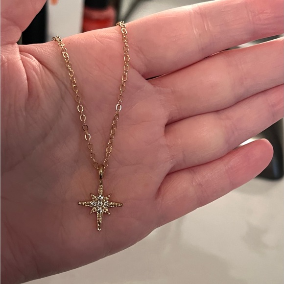 Gold Star Layered Necklace - Picture 4 of 5